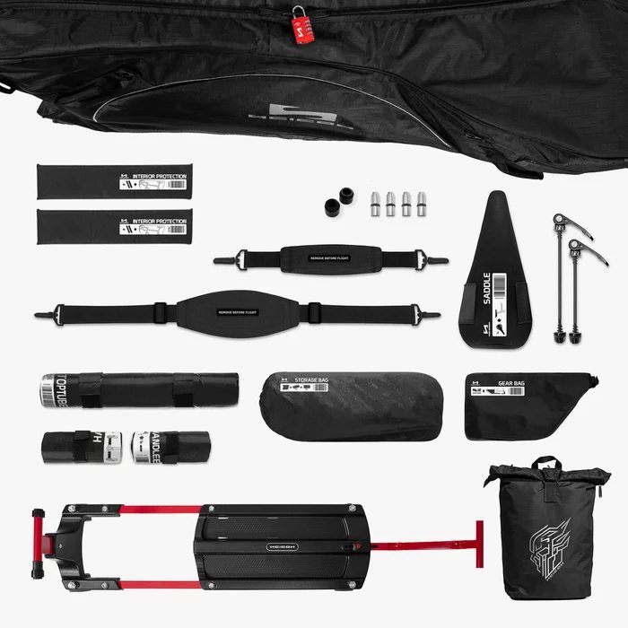 Scicon Aerocomfort 3.1 &mdash; accessoires fournis : sangles, housses de protection, housse de selle, cadenas TSA et cadre interne